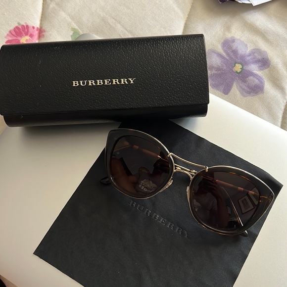 Burberry Accessories - Authentic Burberry Sunglasses